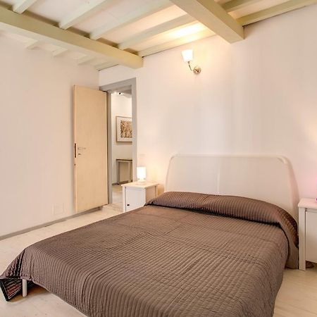 Three Bedroom Apartment Campo Dei Fiori Ρώμη Εξωτερικό φωτογραφία